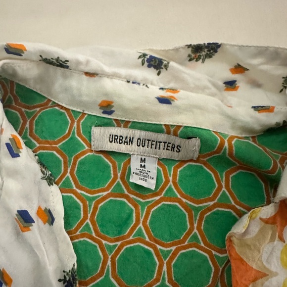 Urban mixed button up - Picture 2 of 2